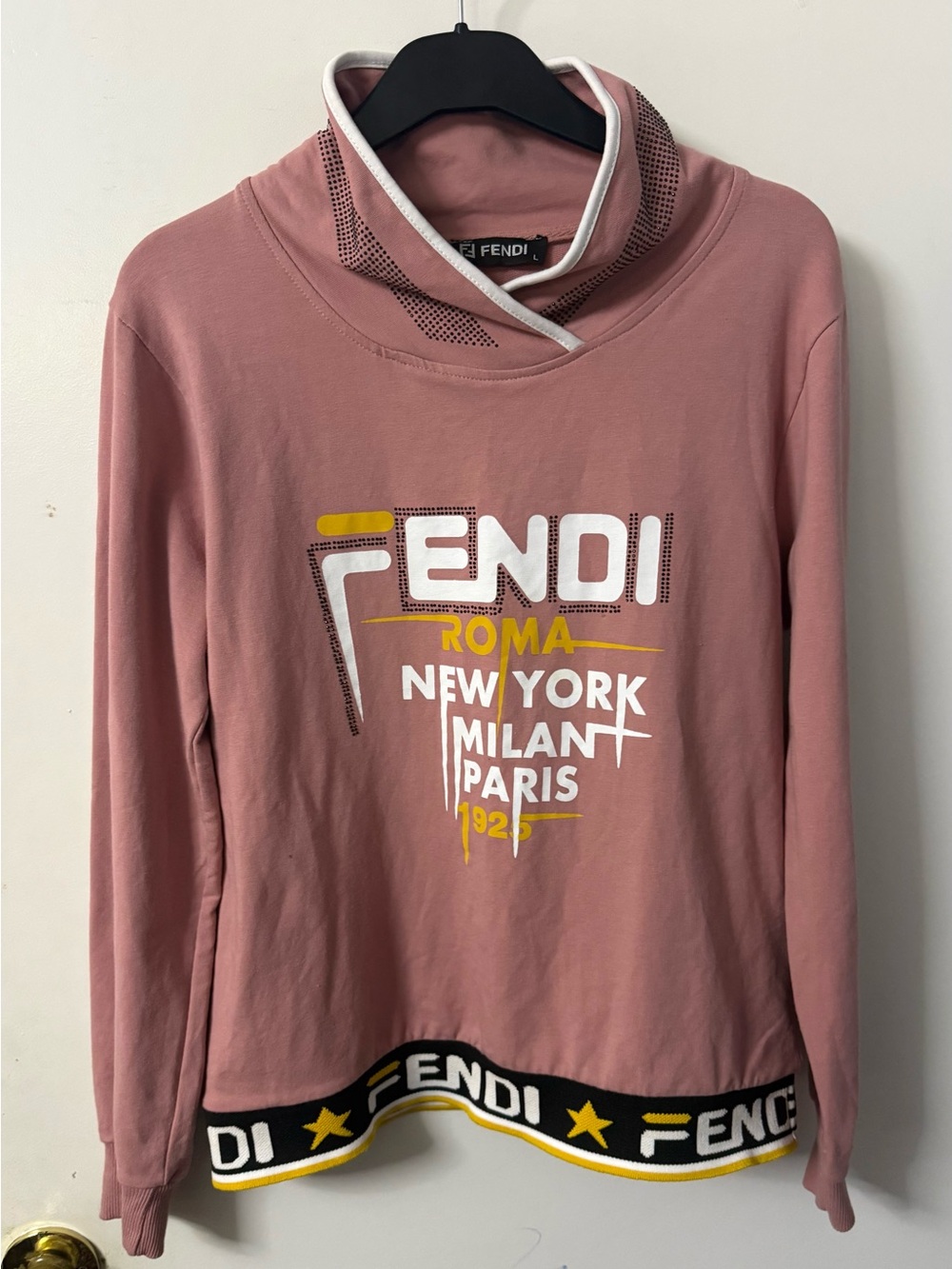 Fashion Fendi Dusty Pink Graphic Logo Pullover Sweatshirt